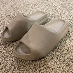 Yeezy Slides